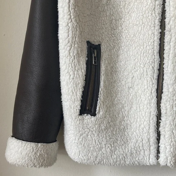 UNREAL FUR Symbiosis Aviator Jacket Faux Leather / Sherpa Fur Size S - Picture 4 of 16